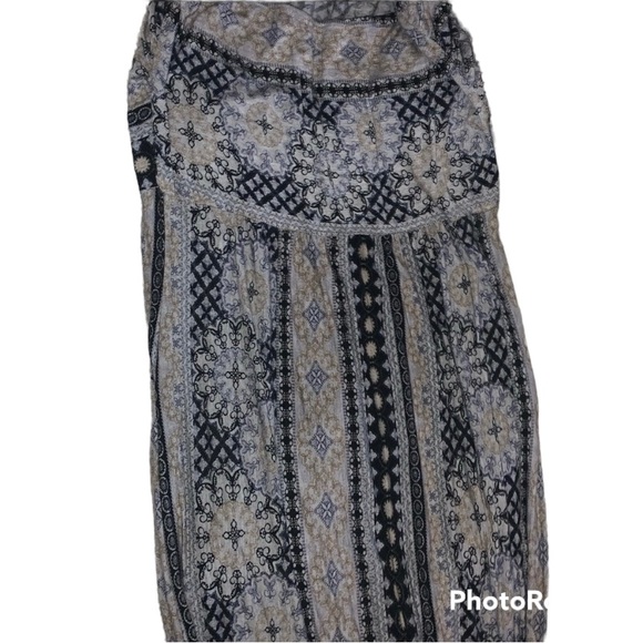 ⭐️PRICE FIRM⭐️ Strapless Maxi Dress - Picture 2 of 5